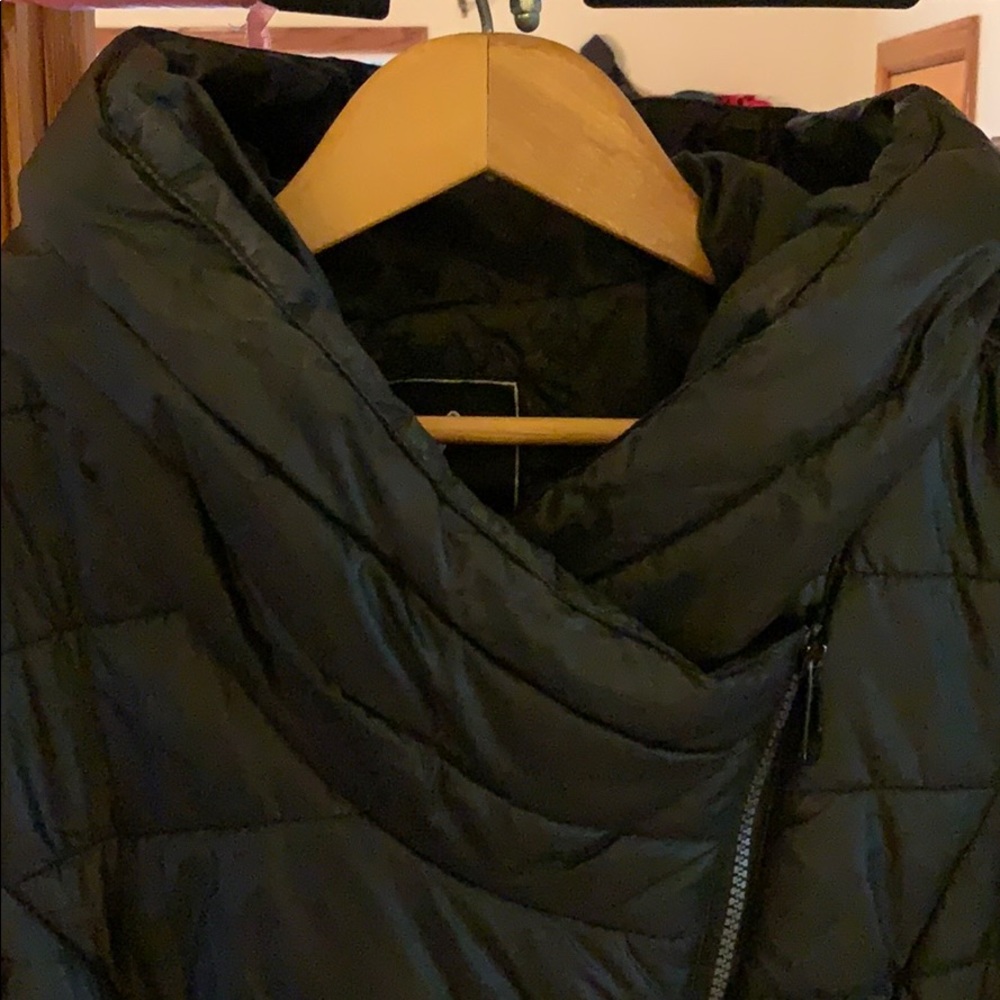 Winter long coat - Picture 2 of 5